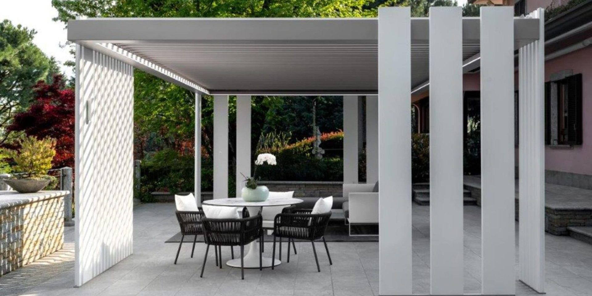 Pergole bioclimatiche scontate del 20%: comfort e design per l’outdoor